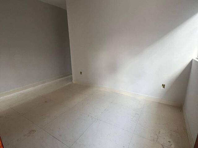Casa para Venda em Aparecida de Goiânia - 4