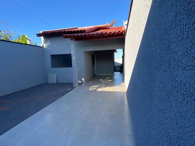 #21 - Casa para Venda em Aparecida de Goiânia - GO - 1