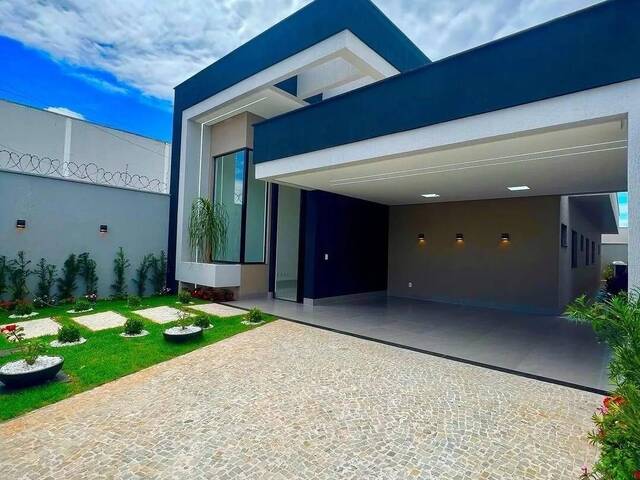 #22 - Casa para Venda em Aparecida de Goiânia - GO - 1