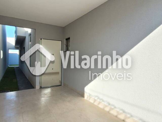 Casa para Venda em Aparecida de Goiânia - 2