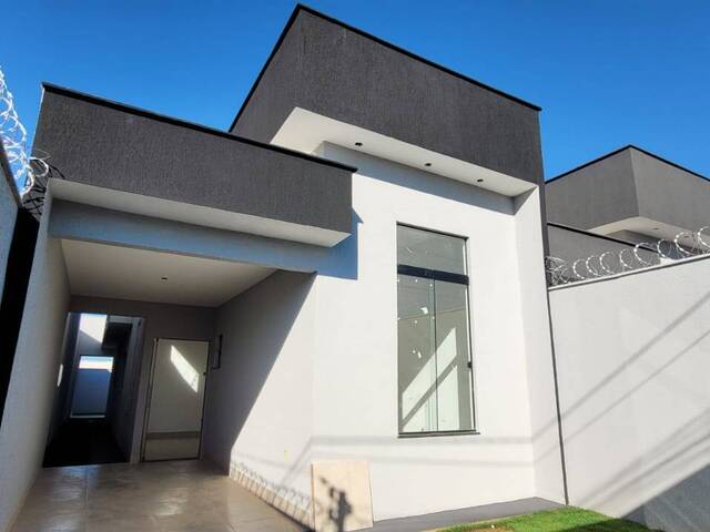 #48 - Casa para Venda em Aparecida de Goiânia - GO - 1