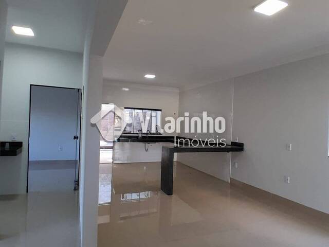 Casa para Venda em Aparecida de Goiânia - 5
