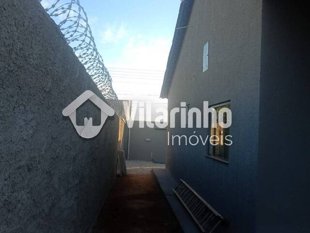 Casa para Venda em Aparecida de Goiânia - 5