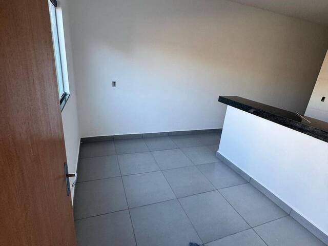 #95 - Casa para Venda em Aparecida de Goiânia - GO - 3