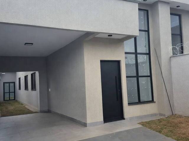 Venda em Vila Oliveira - Aparecida de Goiânia