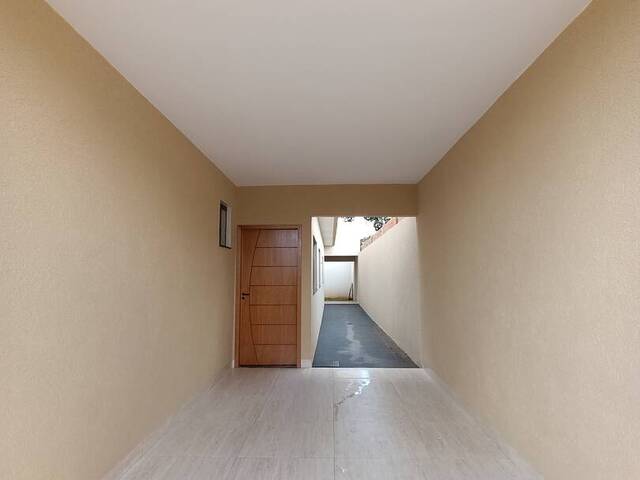 #100 - Casa para Venda em Aparecida de Goiânia - GO - 3