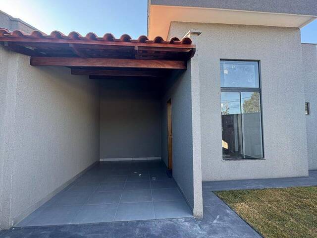 #103 - Casa para Venda em Aparecida de Goiânia - GO - 2