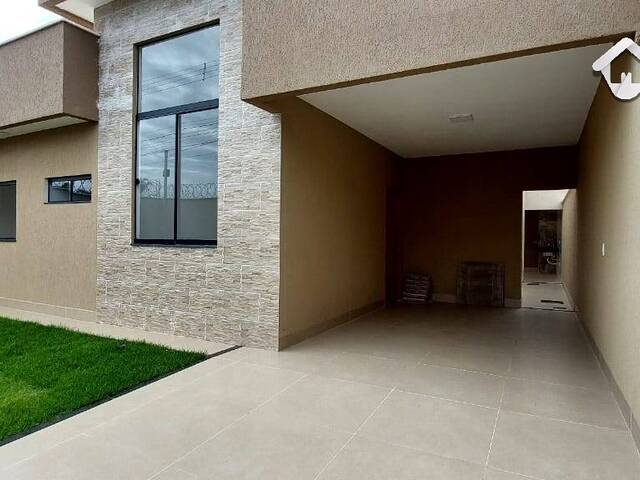 #104 - Casa para Venda em Aparecida de Goiânia - GO - 2