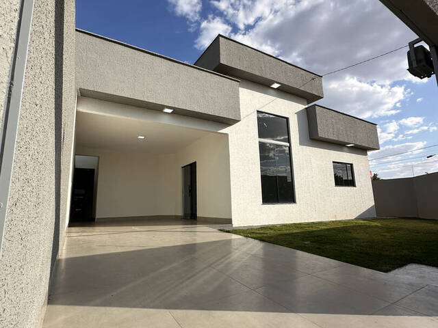 #114 - Casa para Venda em Aparecida de Goiânia - GO - 2