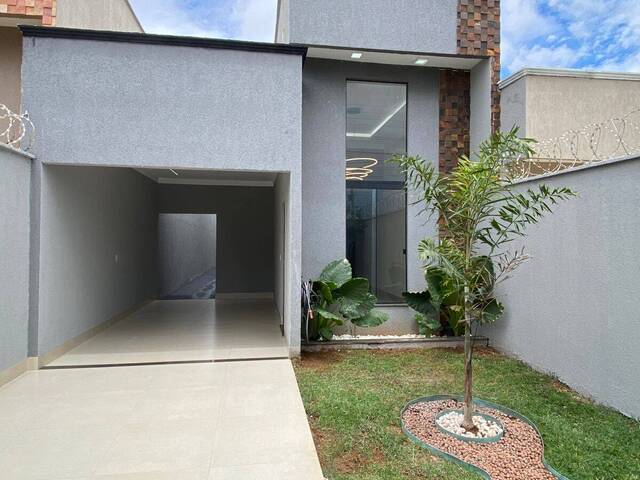 #116 - Casa para Venda em Aparecida de Goiânia - GO - 1