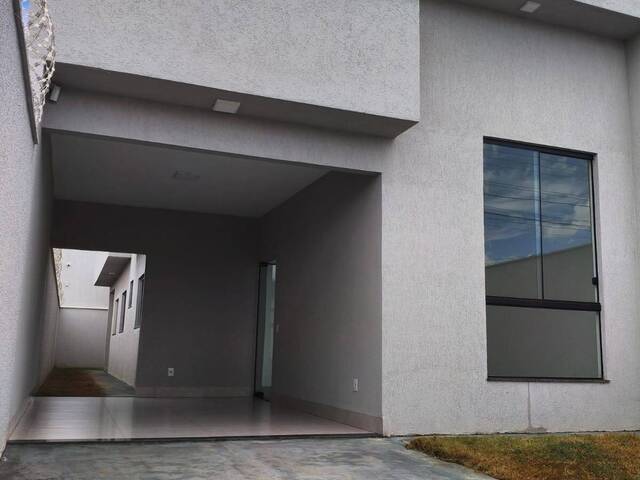 Venda em Vila Oliveira - Aparecida de Goiânia