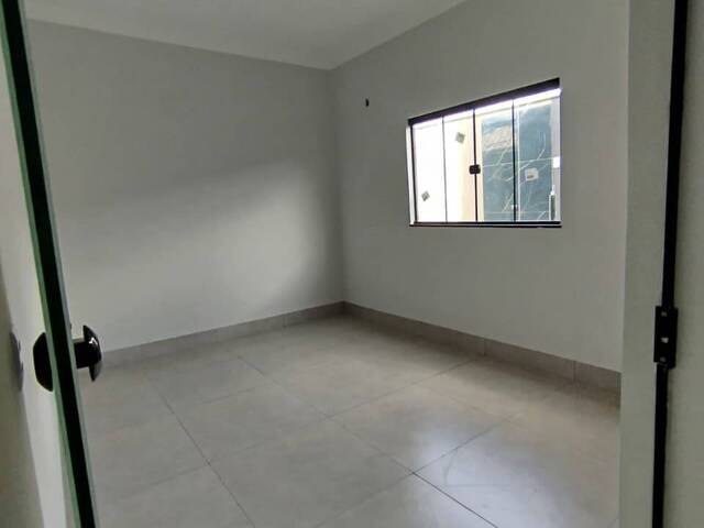 Casa para Venda em Aparecida de Goiânia - 4