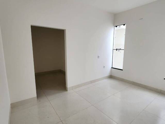 Casa para Venda em Senador Canedo - 5
