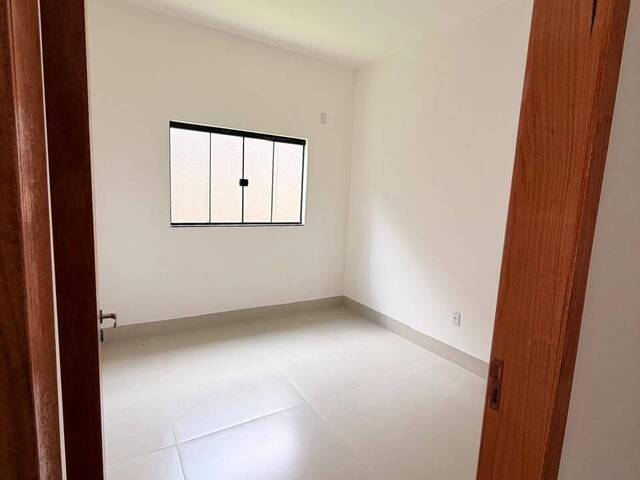Casa para Venda em Aparecida de Goiânia - 5