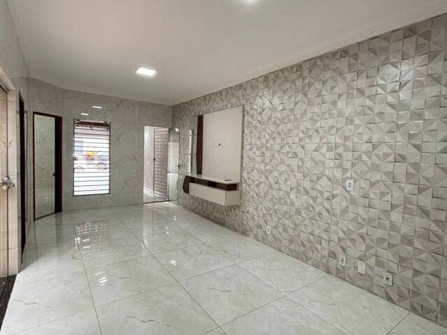 Casa para Venda em Aparecida de Goiânia - 5